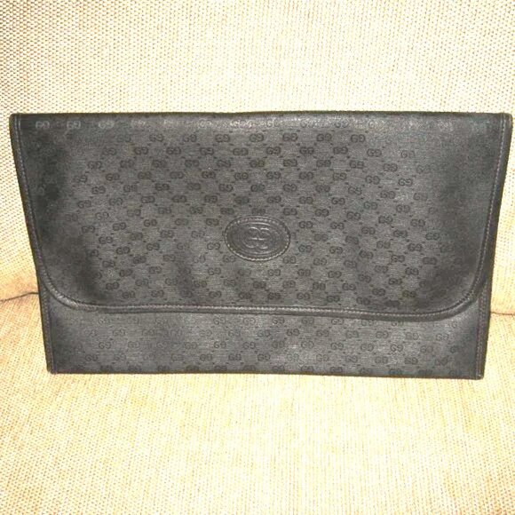 ❤️GUCCI BLACK MICRO G LOGO CLUTCH PORTFOLIO PURSE + Gucci Crest Zipper Pull - Picture 1 of 9
